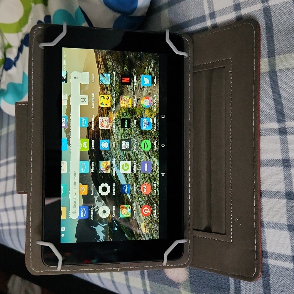 Amazon Fire Gen 5 Tablet - Picture 5 of 5